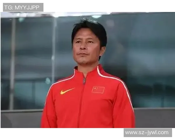 昔日足球巨星退役后生活窘迫揭示运动员背后的艰辛与无奈