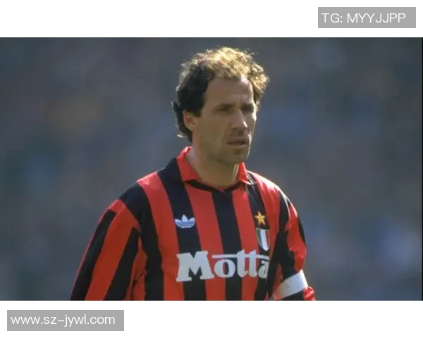 揭秘足球明星黑娃的传奇人生与职业成就